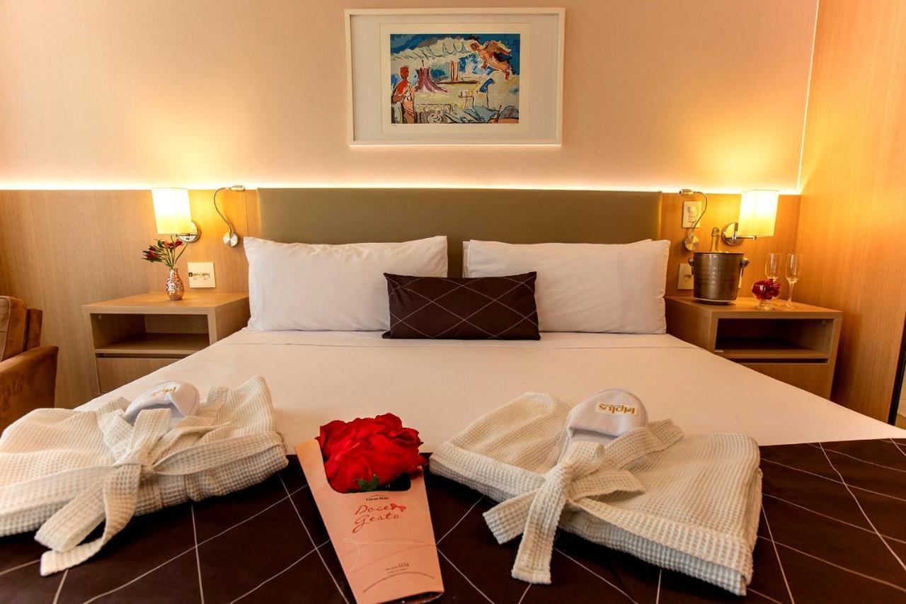 卡利南喝普鲁斯尊贵酒店 巴西利亚 外观 照片 A bedroom at the hotel