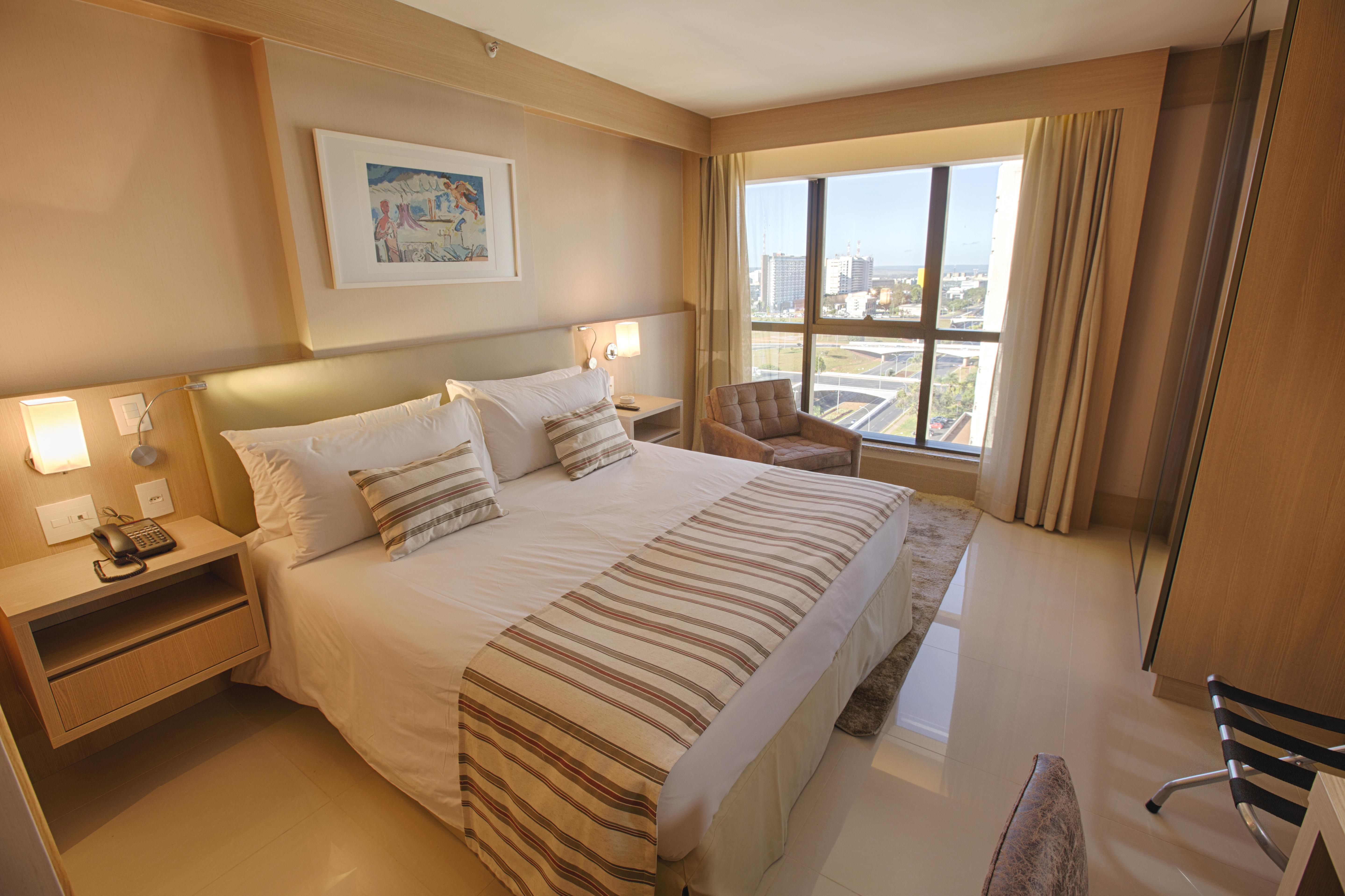 卡利南喝普鲁斯尊贵酒店 巴西利亚 外观 照片 A bedroom at the hotel